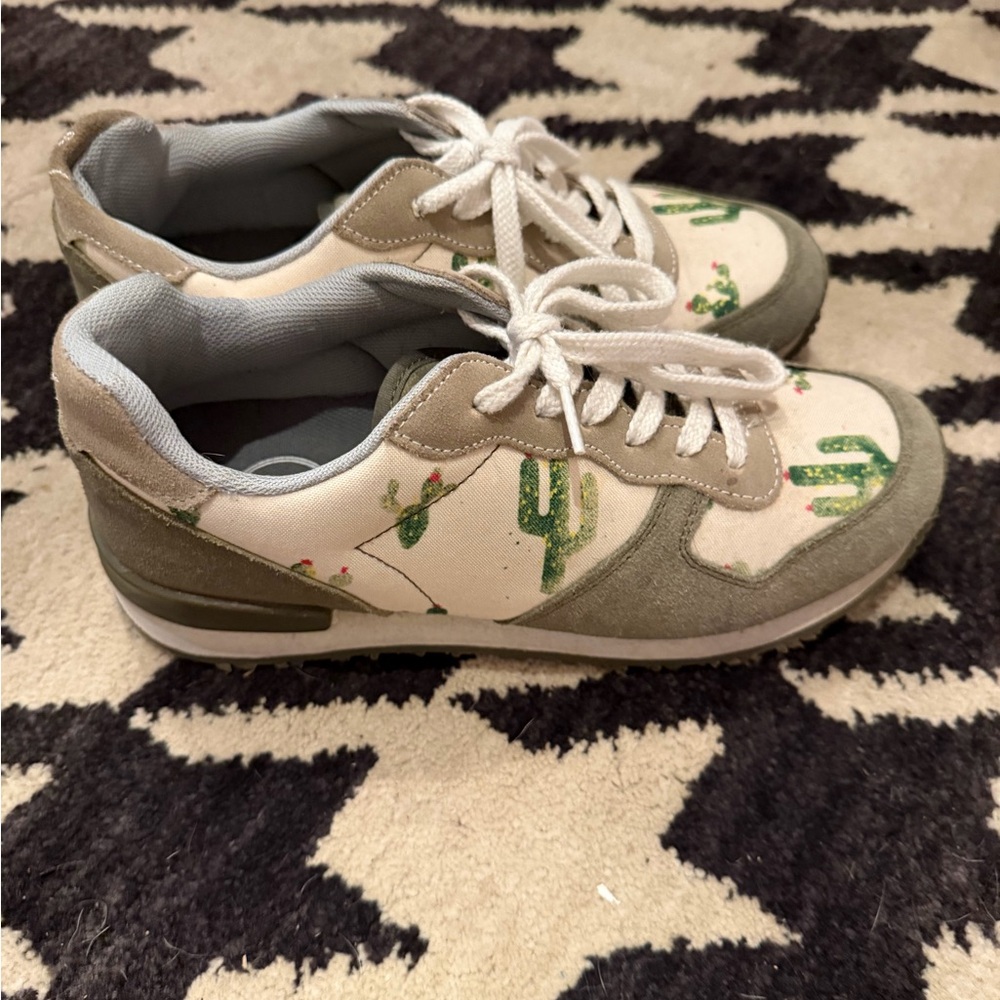 Inkkas Green and Beige Cactus Sneakers